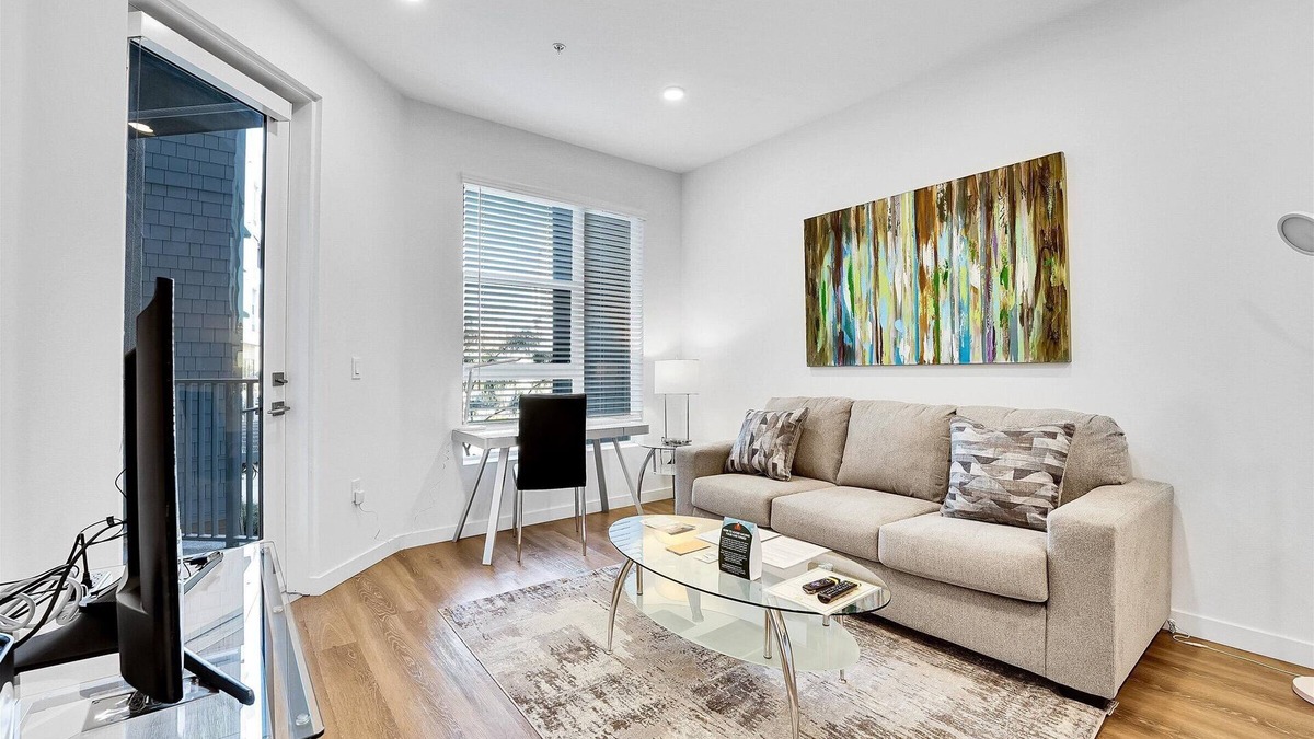 Mission Valley Apartment | Wifi In + Outdoors! 1BR in Mission Valley rnr Downtown