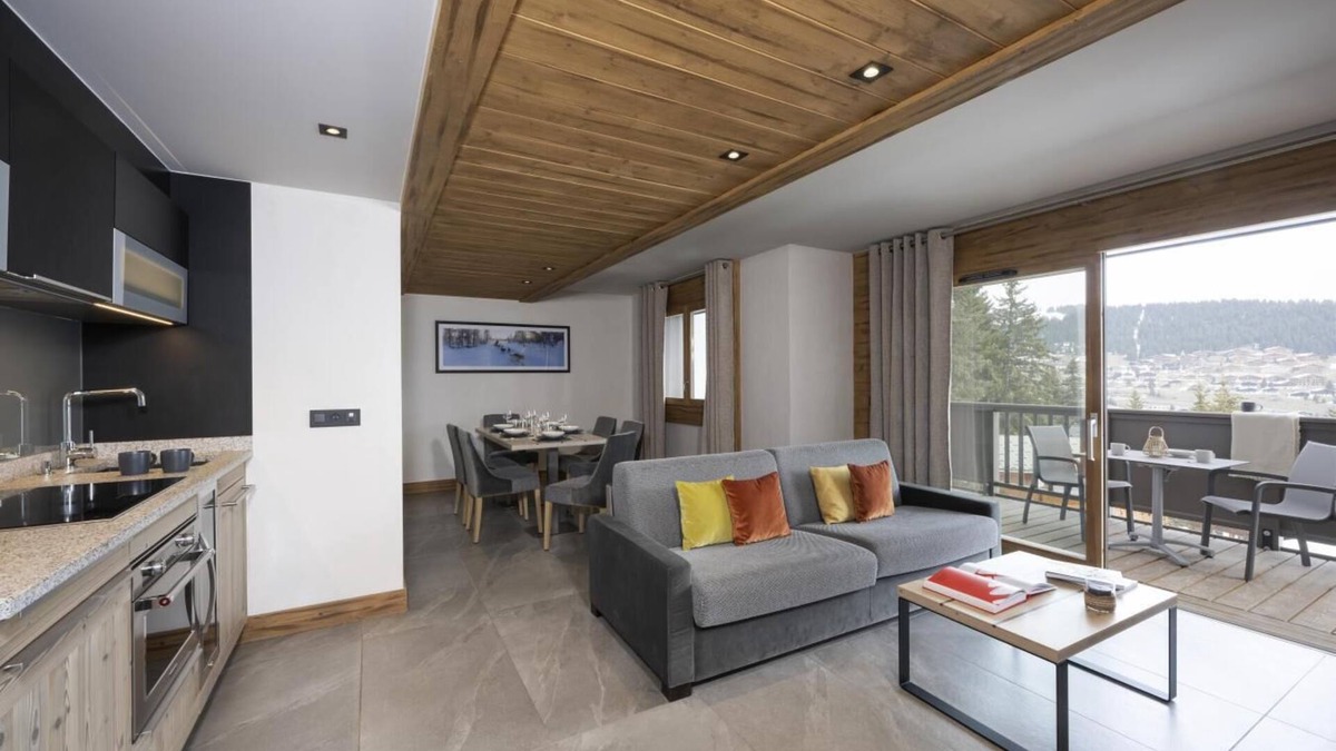 Les Saisies Apartment | Wifi, ski-in/ski-out & foot of the slopes, view mountain, fitness, swimming pool, sauna, hammam