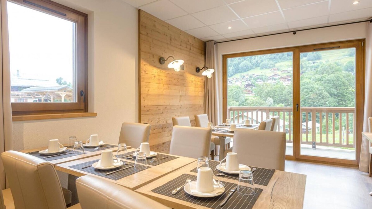 Beaufort Apartment | Wifi, view mountain, fitness, swimming pool, parking, tv, ski locker, 65-70m², Arêches-Beaufort