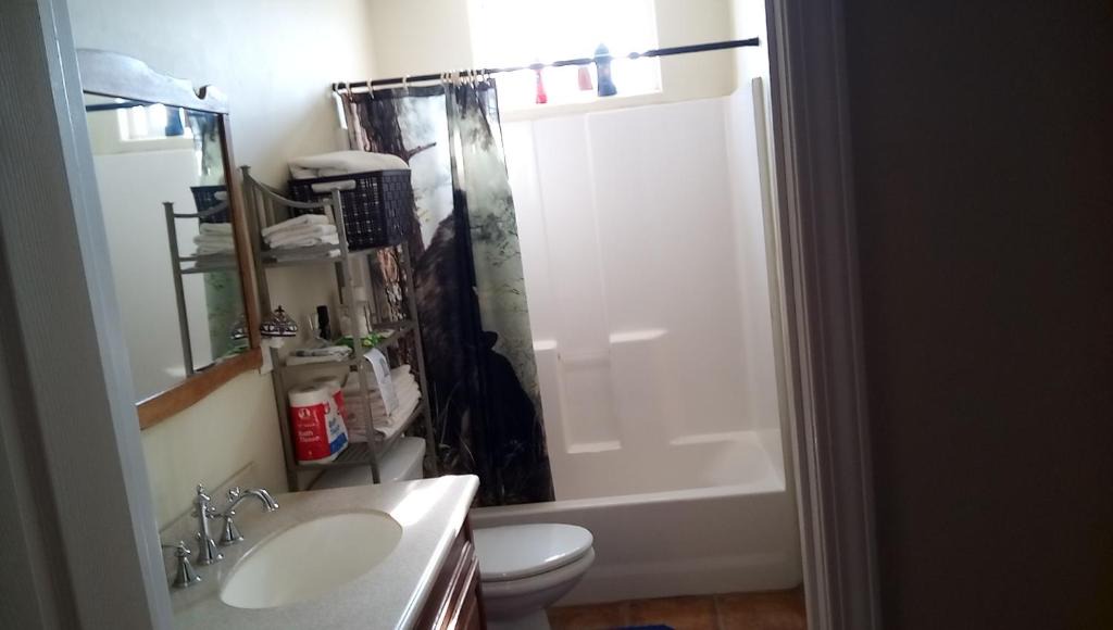 Dyer Apartment | Wild Creek bnb Cottage