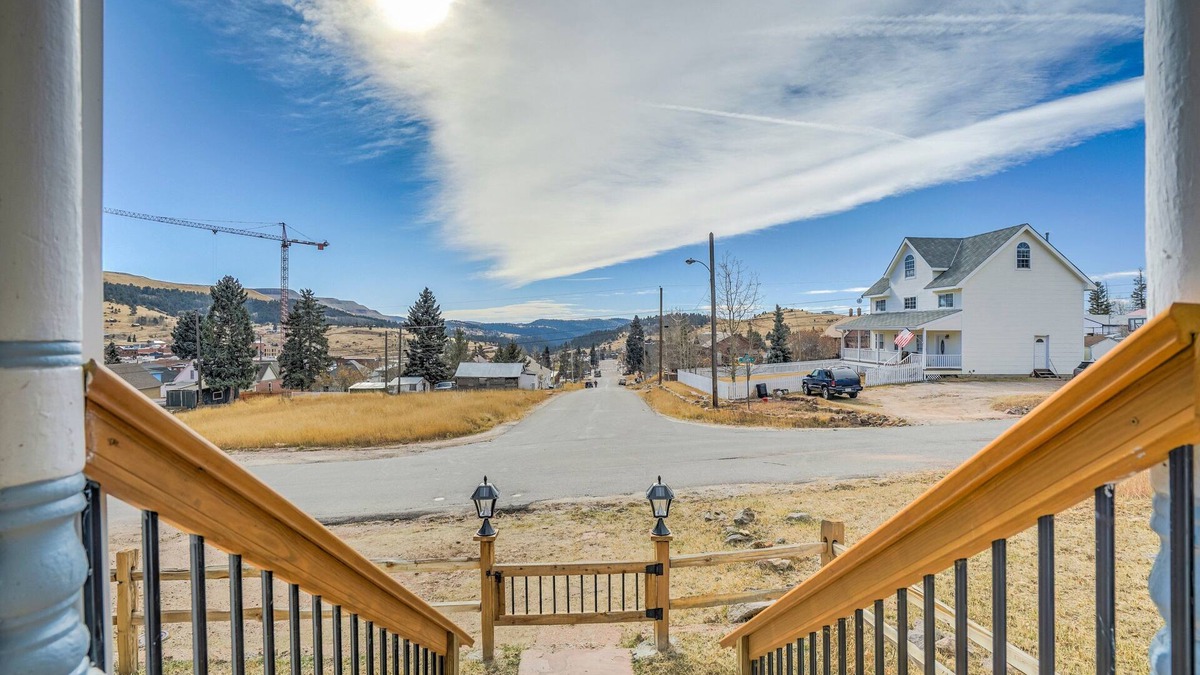 Cripple Creek House | Wild Donkeys~3blocks to Casino~Mtn Views-Dogs OK
