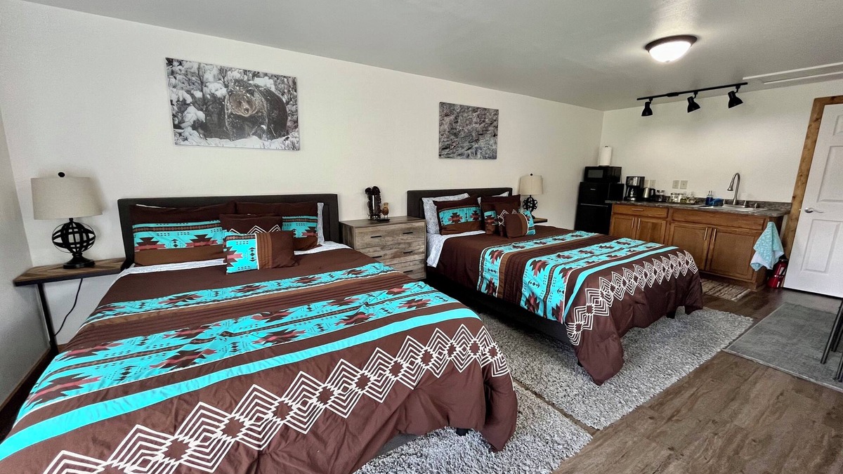 Gardiner Cabin | Wild View Cabin