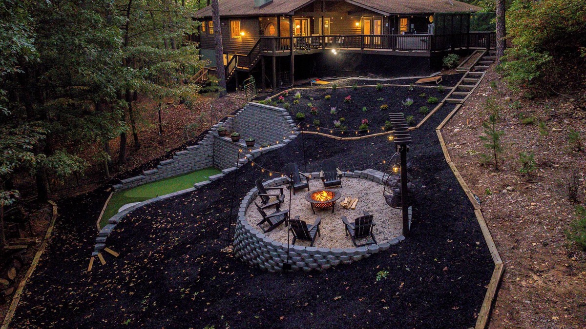 Shenandoah Cabin | Wildberry Ridge - Hot Tub, Sauna, Game Room, Putting Green