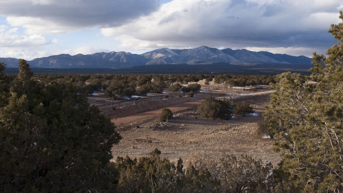 Mountainair House | Wilderness Luxury With Breathtaking Views
