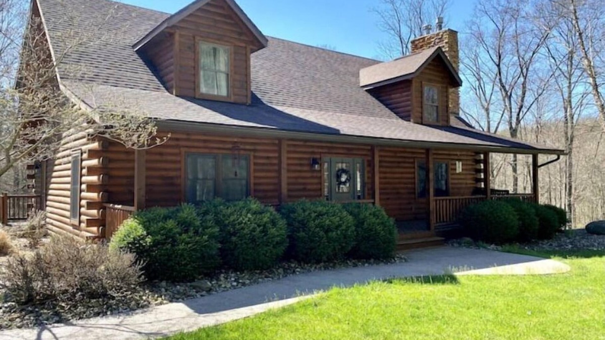 Bellville Cabin | Wildwood Lodge-Hot Tub, 40 Acres