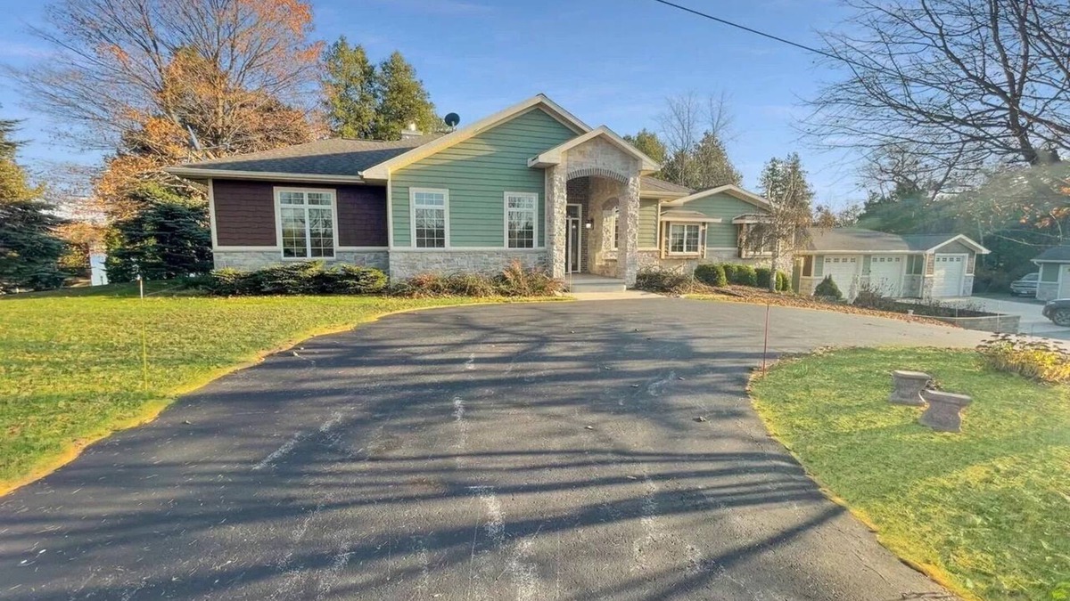 Kiel House | Wilke Lake RetreatnBeautiful home with 180ft tranquil lake frontage
