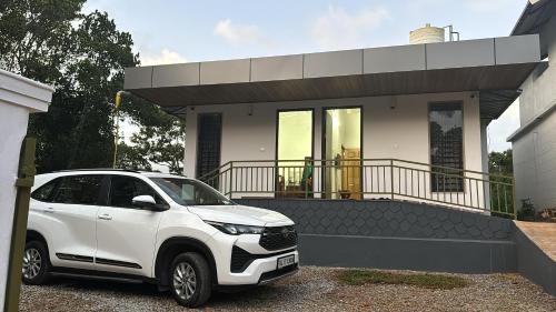 Kunchithanny House | Willow Nest