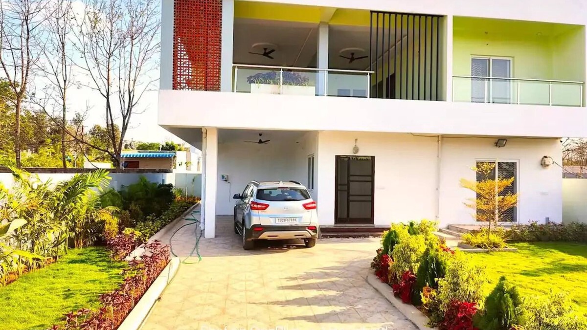 Hyderabad House | Willow - The Villan