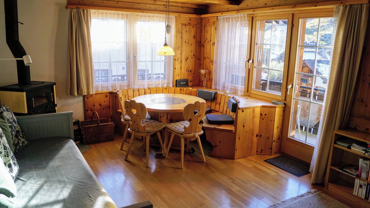 Vals Apartment | Willys Vals - Cozy chalet apartment on the Vals Rhine.