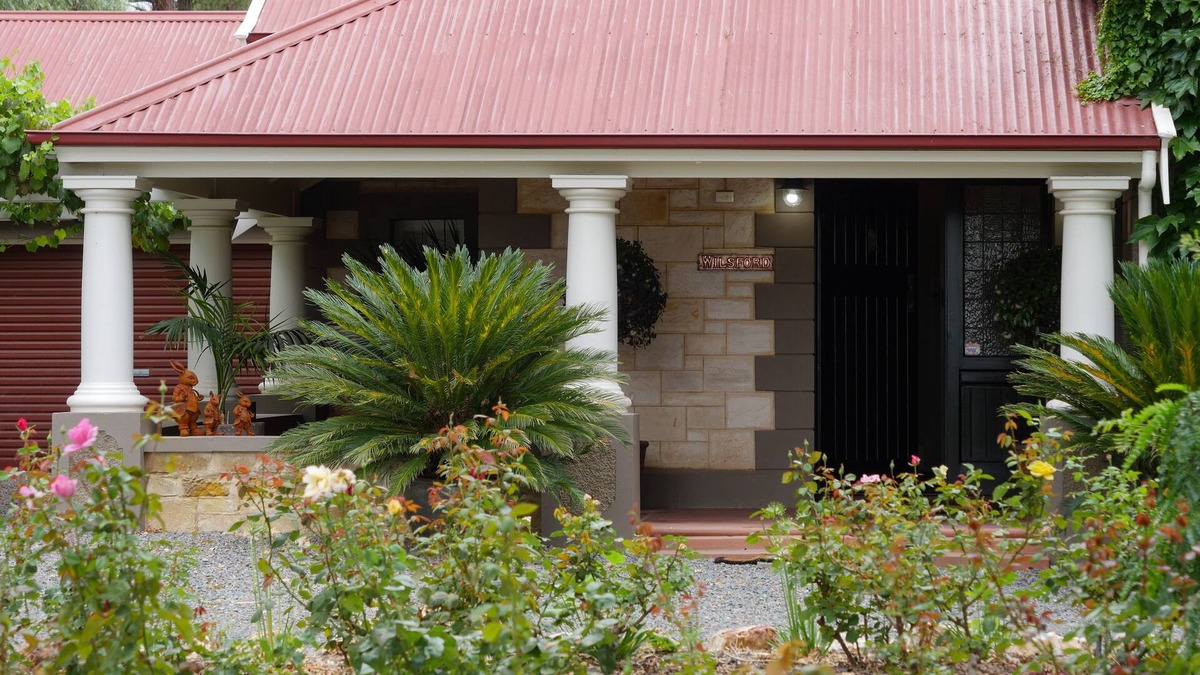 Lyndoch Bed & Breakfast | Wilsford House nestled into the vineyards in the heart of the Barossa Valley.