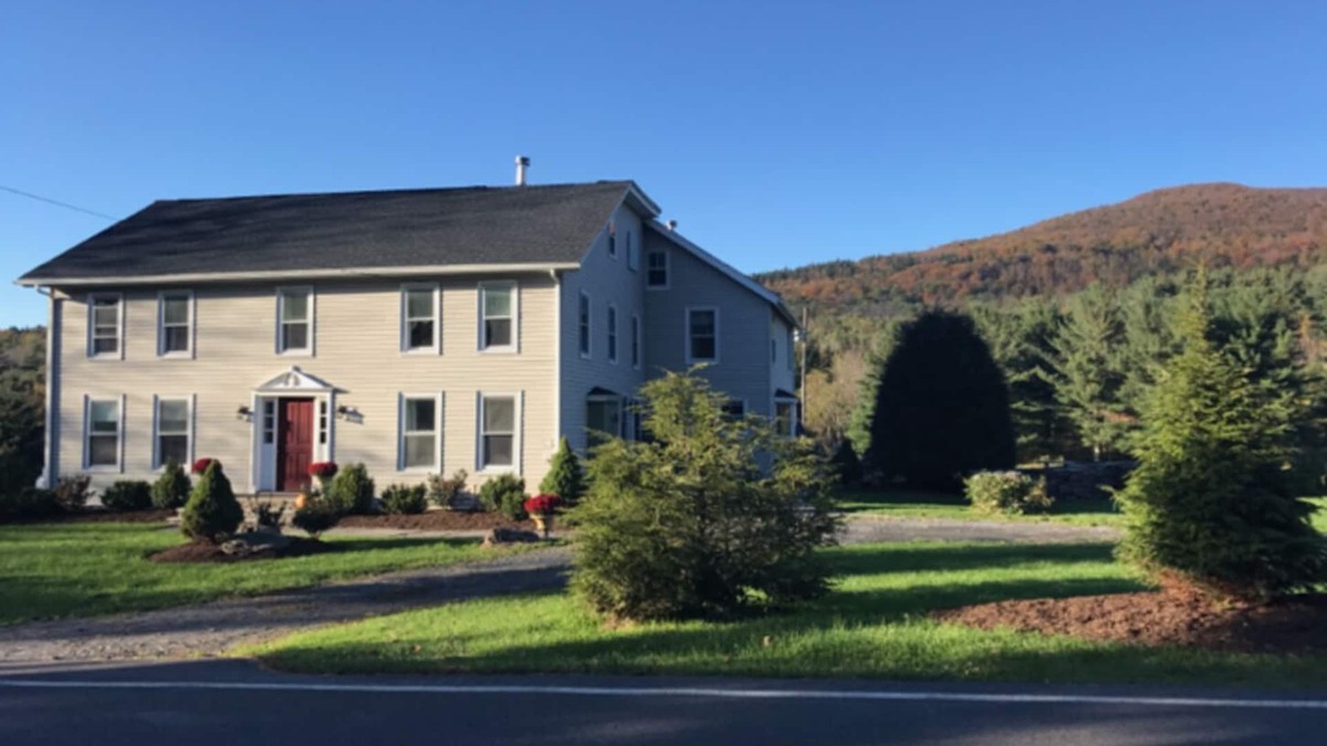 Maplecrest House | Windham/Hunter All-season French Country Farmhouse-Ultimate in Relaxed Elegance!
