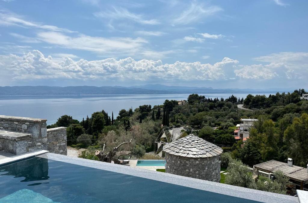Amarinthos Villa | Windmills & The Villas-Aiolos ll
