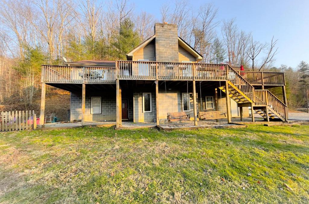 Ashley Oaks House | Windrock Retreat