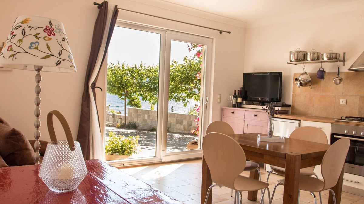 Kuciste Apartment | WINDSURFING WATERFRONT APARTMENT IDEAL GETAWAY,PEACEFUL