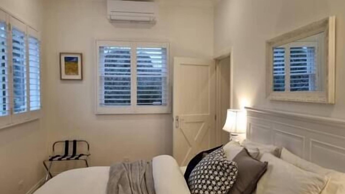 Red Hill Other | Winemakers Cottage, Winemakers Cottage - vineyard views