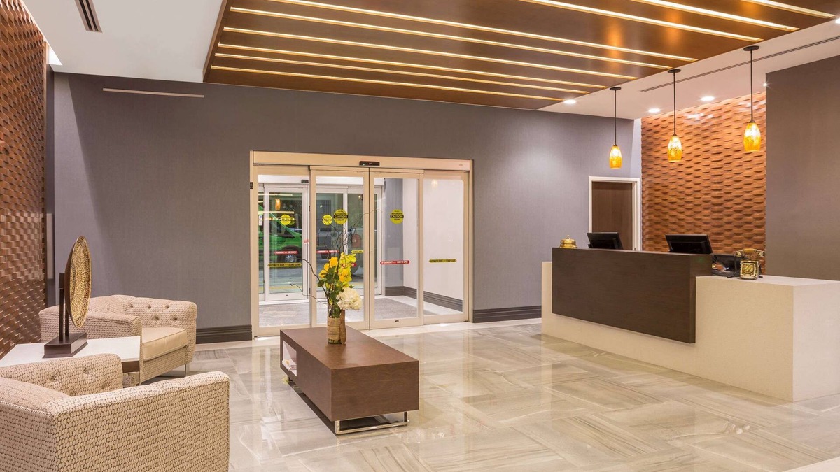 Doral Hotel | Wingate By Wyndham Miami Airport