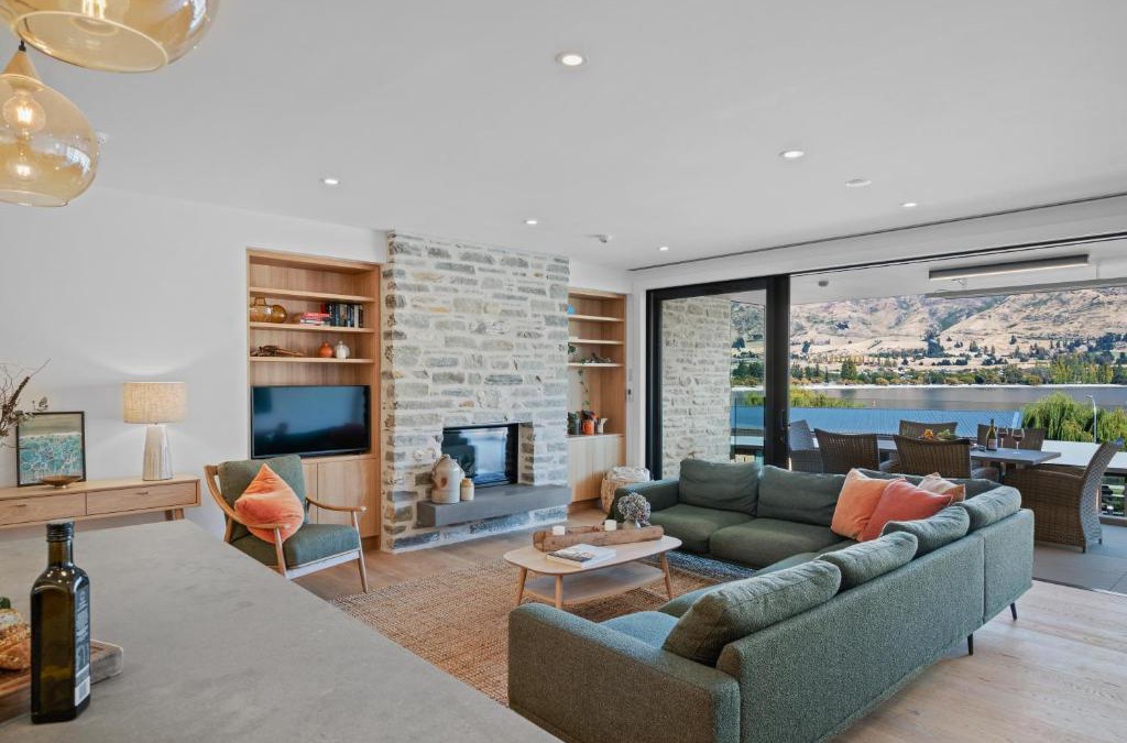 Wanaka Apartment | Winona of Wanaka - Luxury Lakefront Apartment