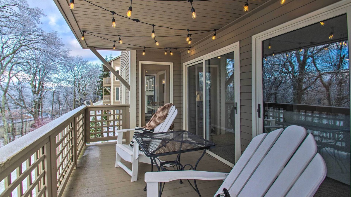 Nellysford Apartment | Wintergreen Resort Condo: Walk to Ski Lift!