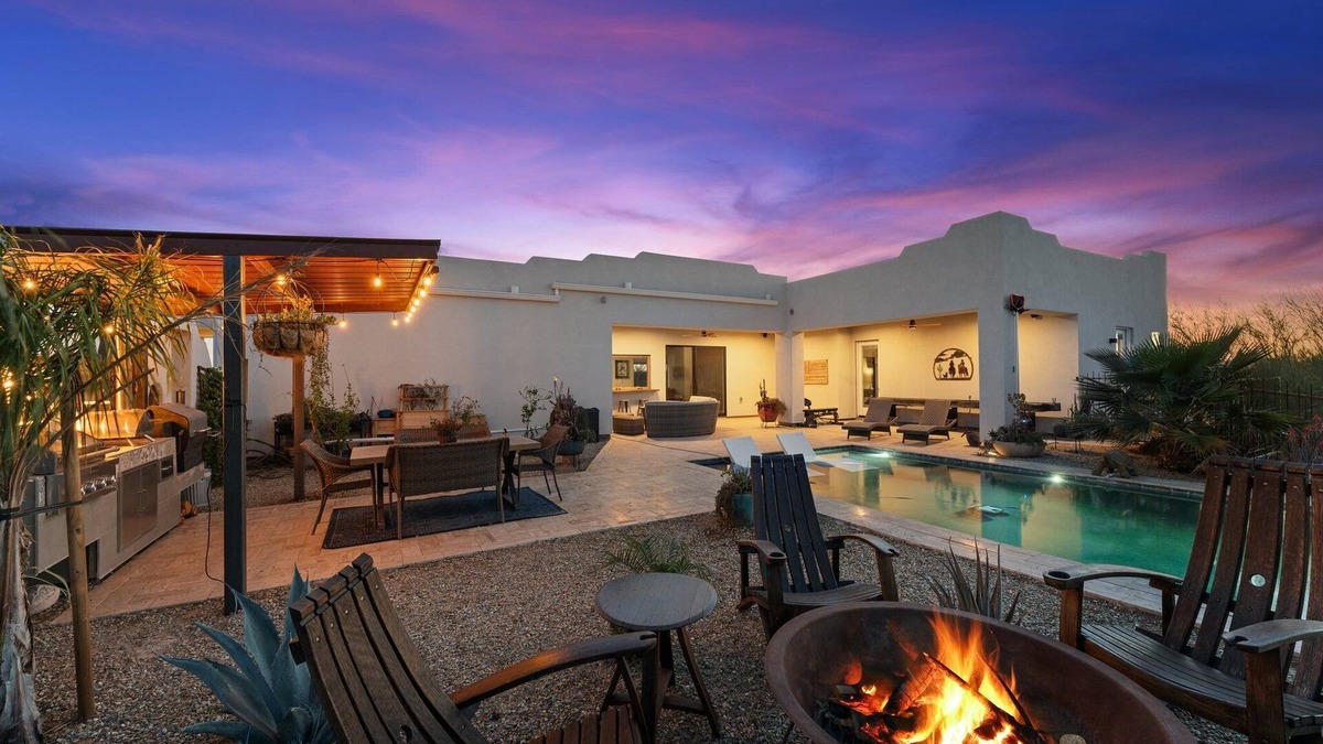 Wickenburg House | Winters Desert Oasis