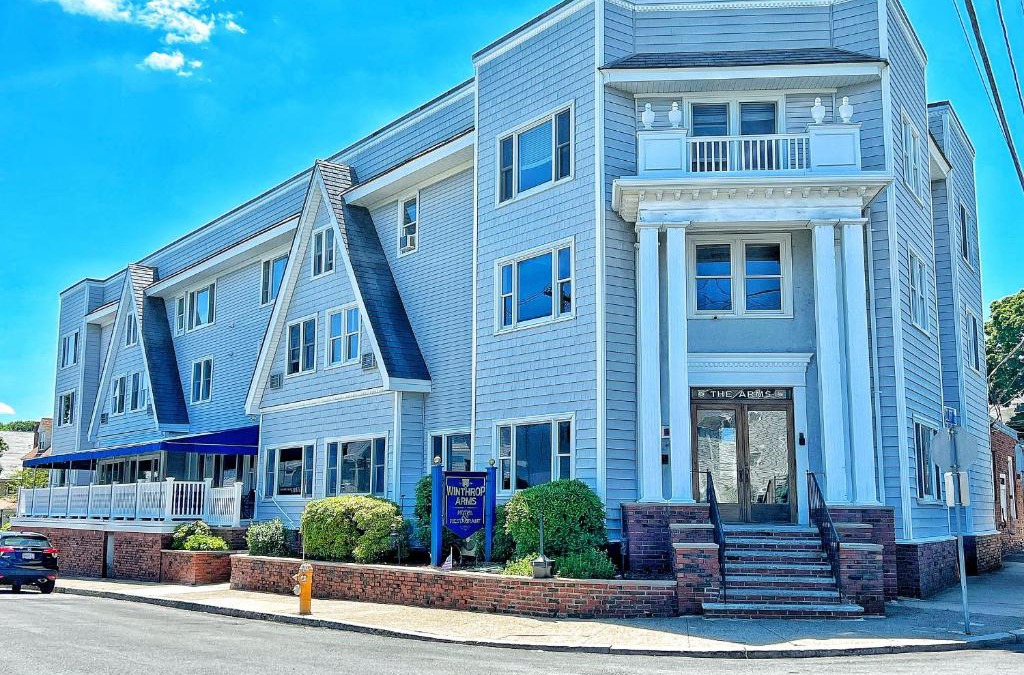 Winthrop Hotel | Winthrop Arms Hotel Restaurant Logan Airport