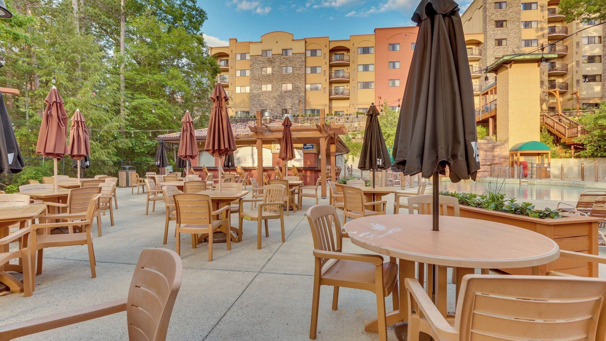 Wisconsin Dells Apartment | Wisconsin Dells Resort Condo w/2 Fireplaces