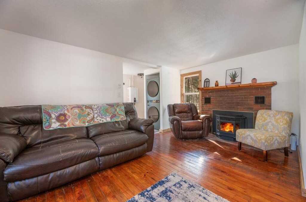 Rhinelander House | Wisconsin River relaxing retreat!