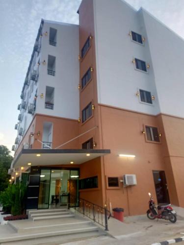 Nai Mueang Hotel | Wish Resident Ubonratchathani