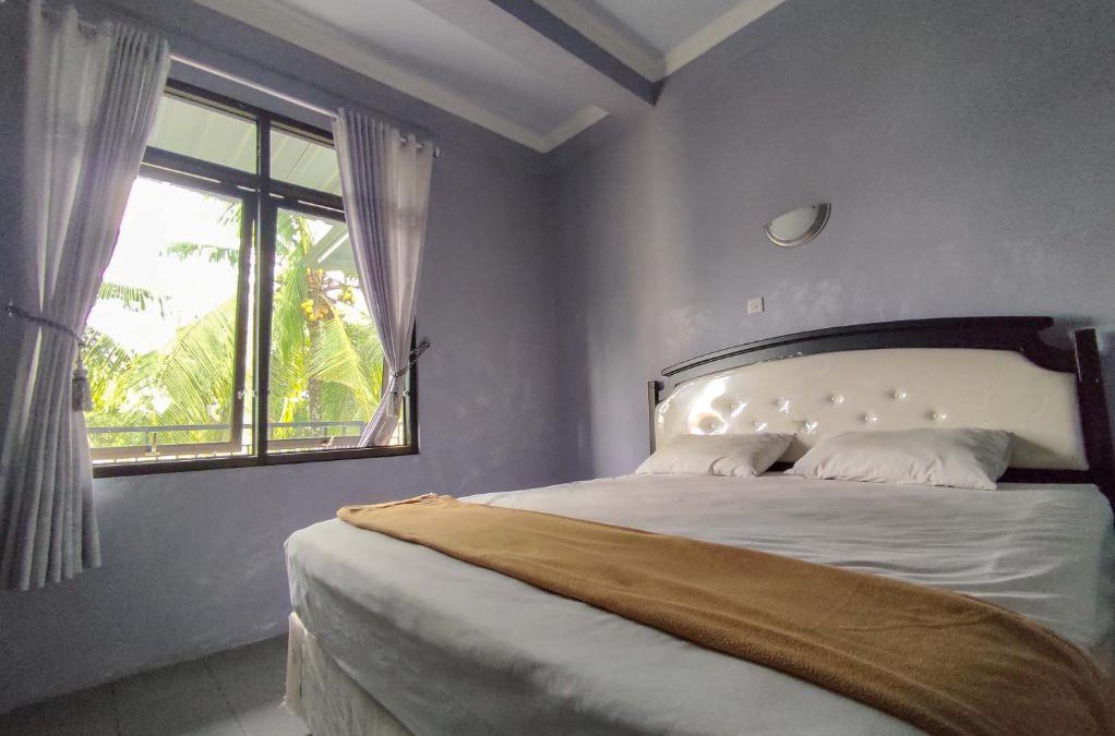 Kebumen Hotel | Wisma Tulus Syariah Kebumen Mitra RedDoorz