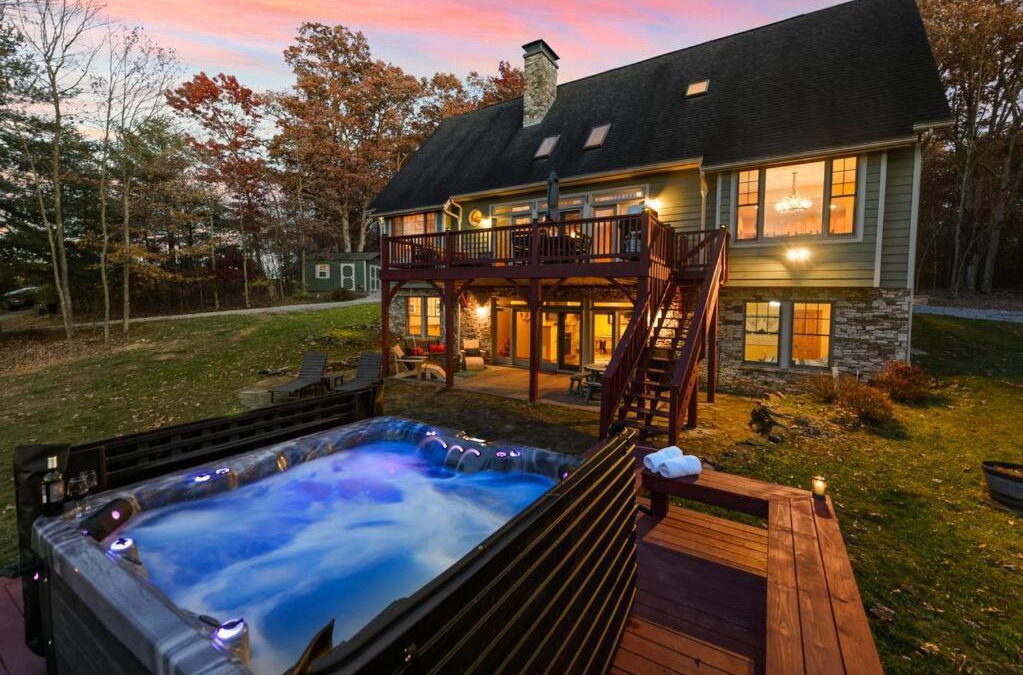 Swanton House | Wisp'd Away