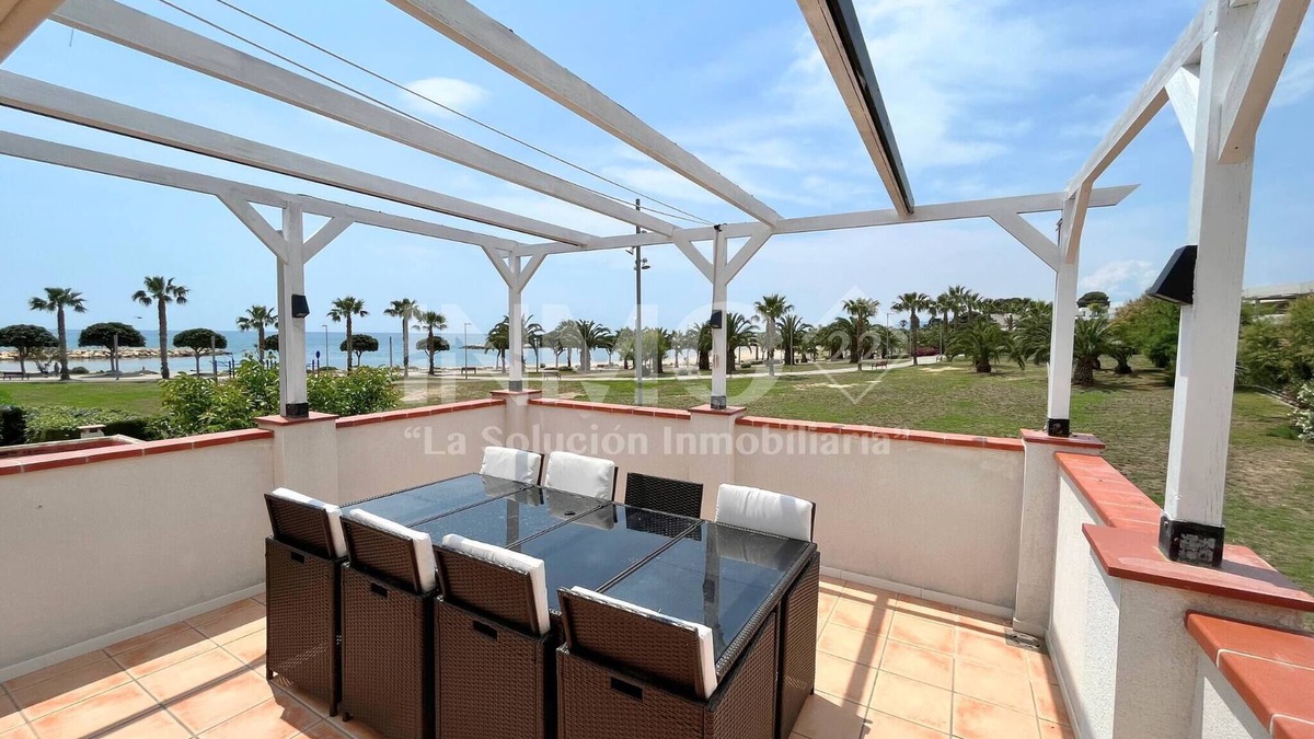 Cambrils Apartment | With outdoor terrace and sea views Apartment in Edif. Alba de Cambrils