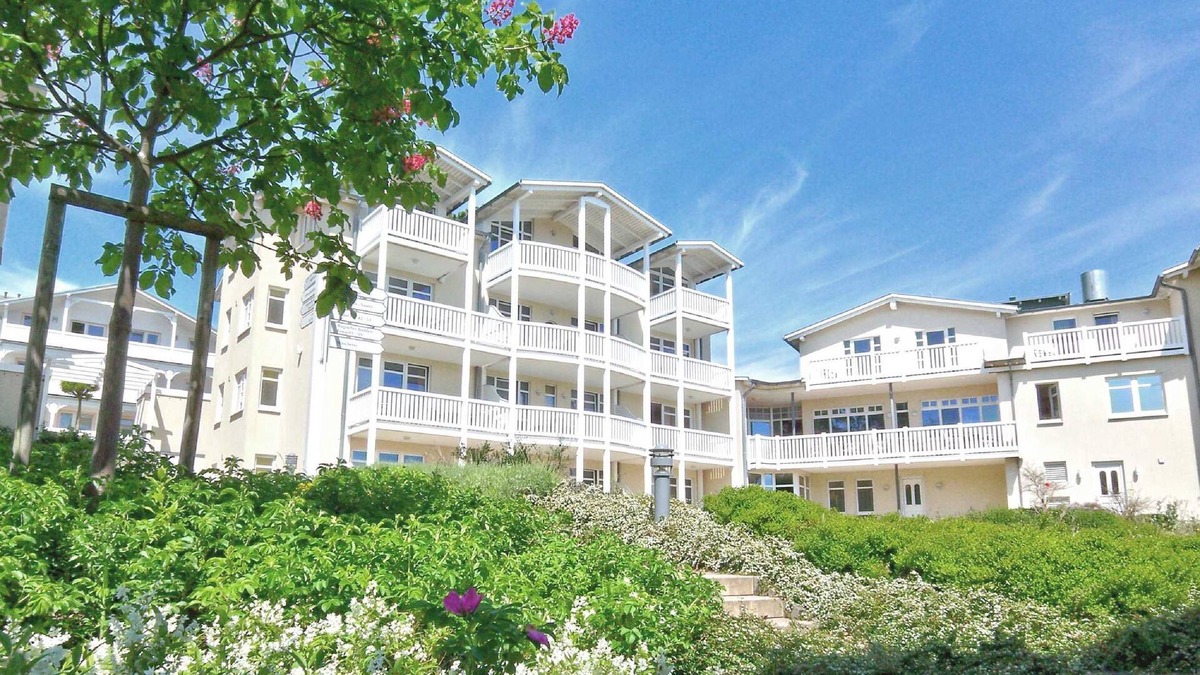 Gohren Apartment | With sea view and balcony, use of swimming pool and sauna - Sea view apartment 28