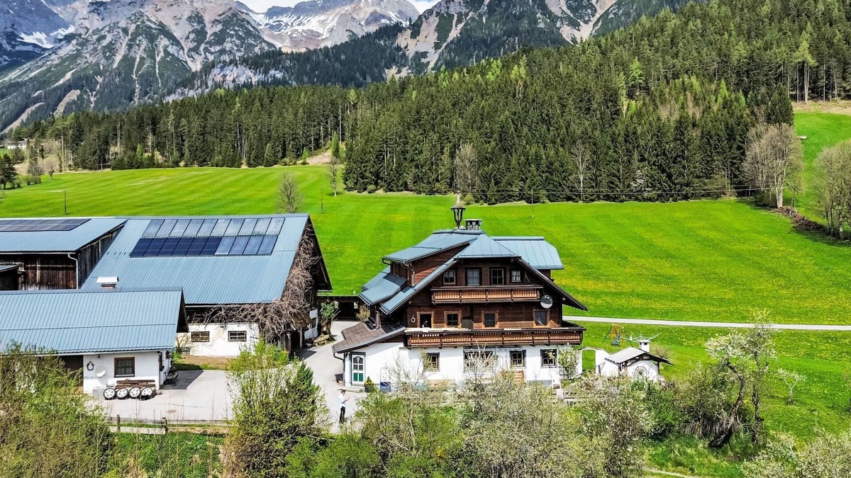 Ramsau am Dachstein Apartment | Wohnung 5 by Interhome