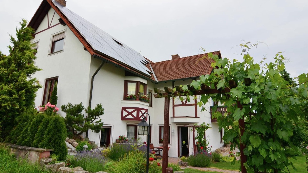 Zeil Villa | Wohnung mit Terrasse in Zeil am Main