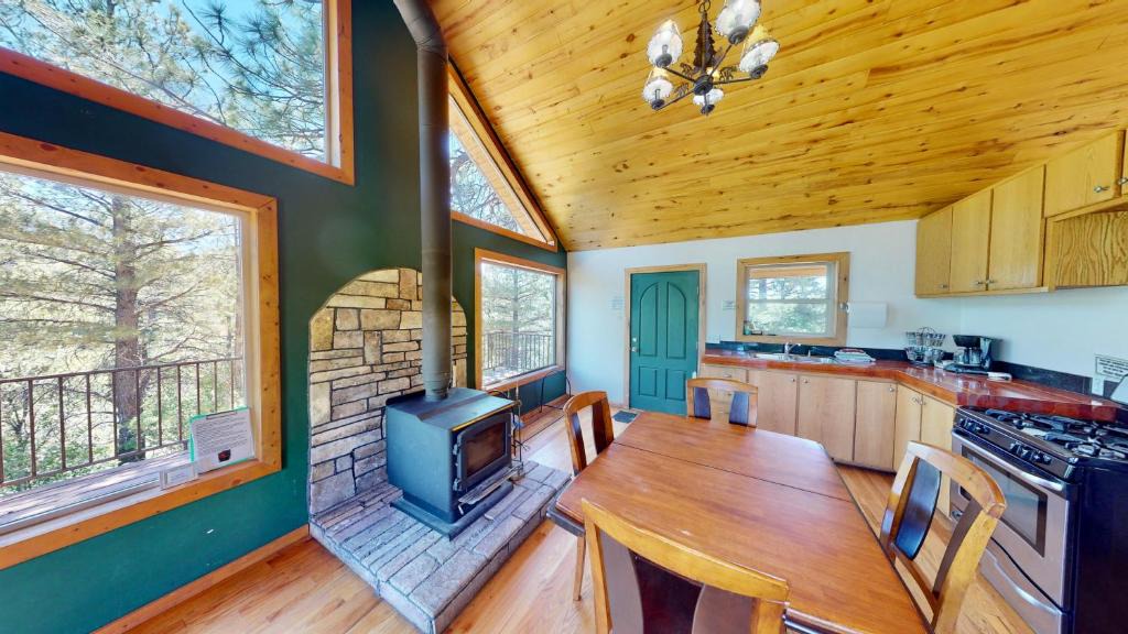 La Sal House | Wolf Springs Ranch #1