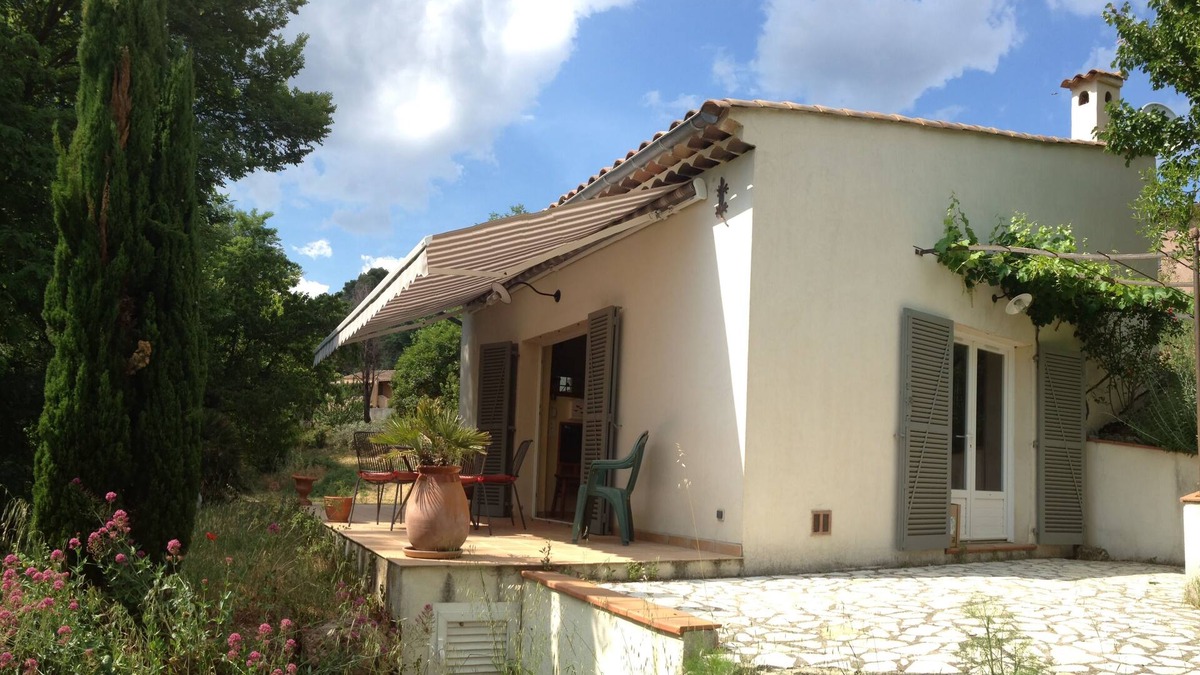 Salernes House | WONDER ! Charming air conditioned Maisonette overlooking Villag Provenç