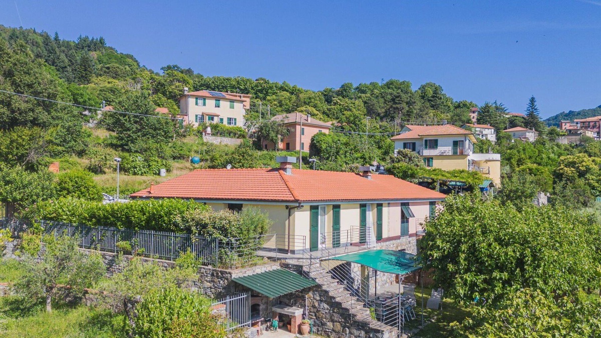 Velva House | Wonderful villa for 8 guests with WIFI, TV, terrace and pets allowed