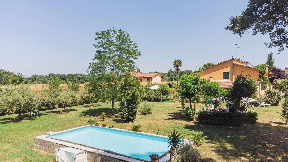 Castelfranco di Sotto House | Wonderful villa for 4 guests with pool, WIFI, TV and patio