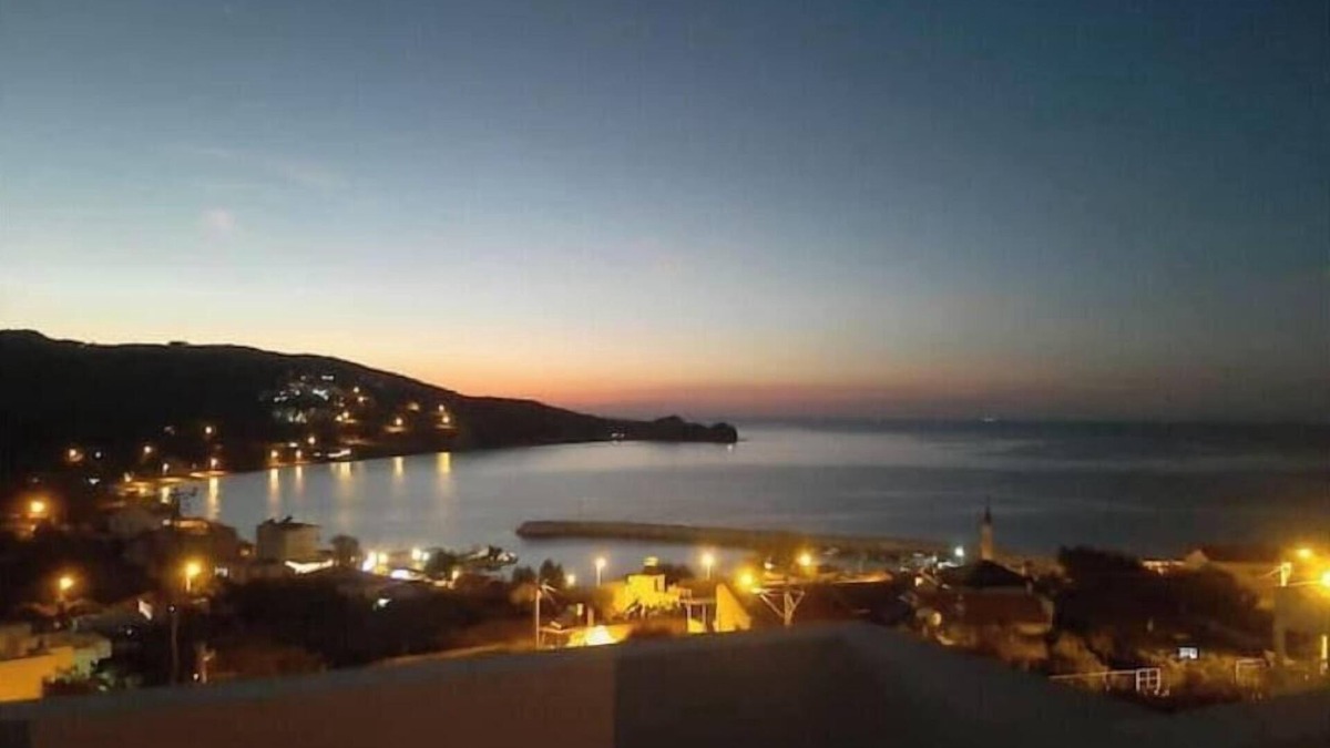 Karaburun Villa | Wonderful 3-bedroom villa in Izmir with stunning sea view.