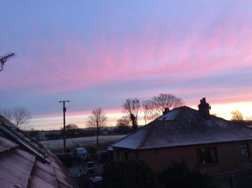 Wing House | wonderful 4 bedroom cottage sleeps 8