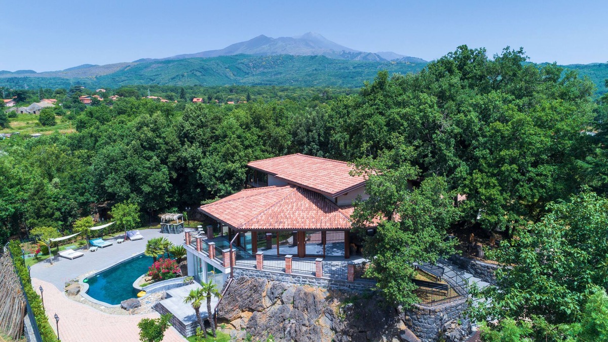 Trecastagni Villa | Wonderful and relaxing property, private pool, thermal pool