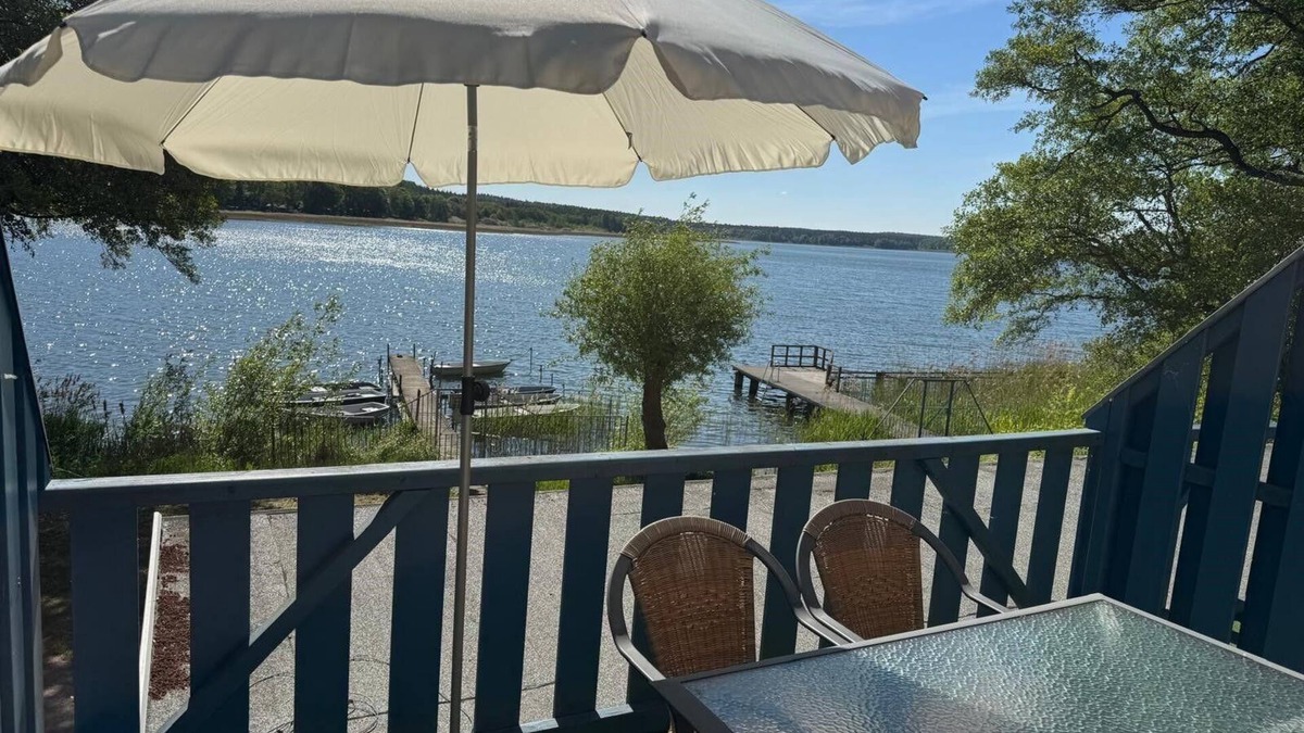 Neukloster Apartment | Wonderful Apartment in Neukloster with Private Parking