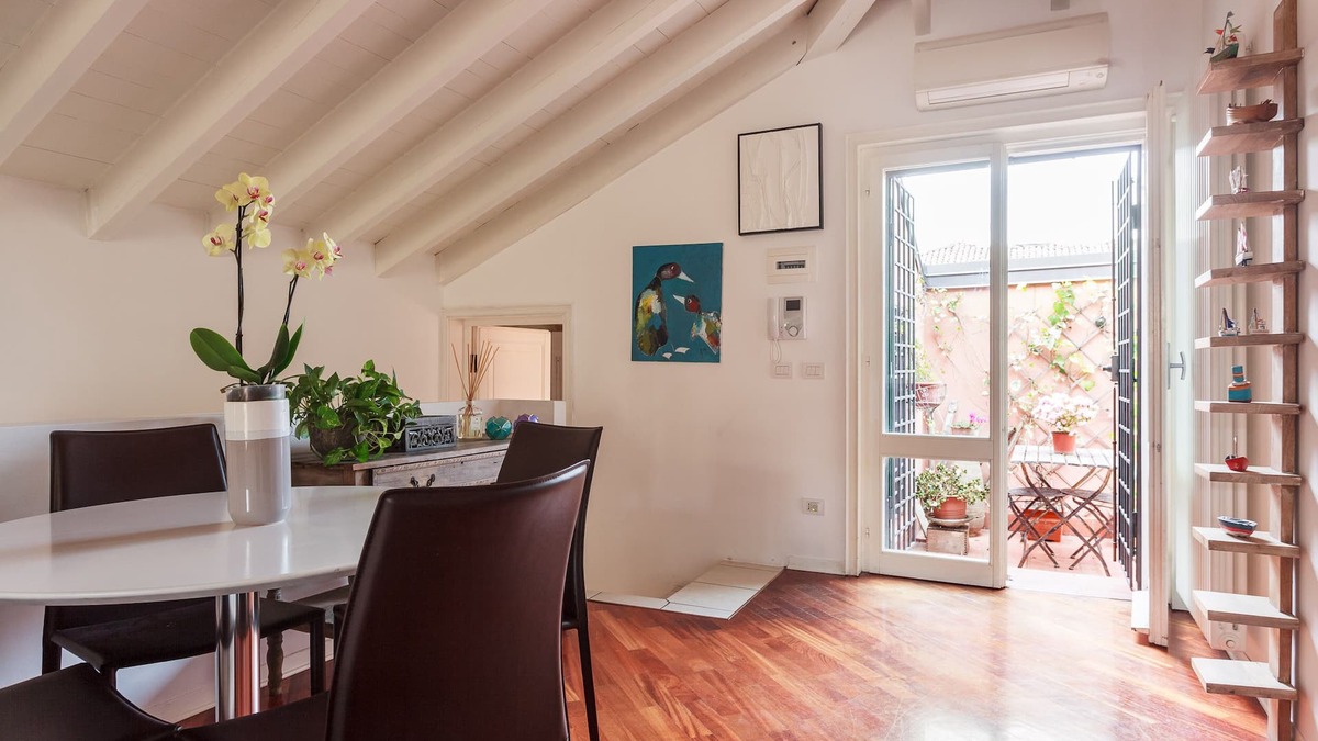 Historic Center Apartment | Wonderful attic with two terraces a few minutes walk from Piazza Maggiore
