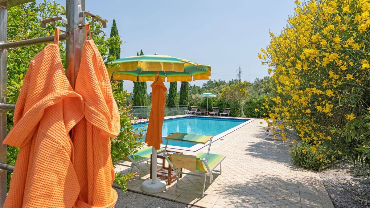 Bobolino Villa | Wonderful villa with private pool, hot tub, A/C, WIFI, TV, terrace, pets allowed and panoramic .