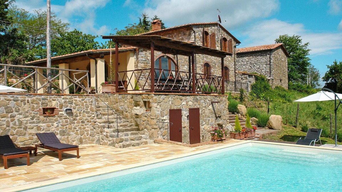 Montieri House | Wonderful private villa with private pool, WIFI, TV, terrace, pets allowed, panoramic view, parking