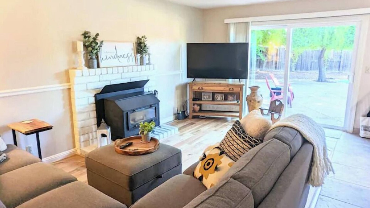 Morgan Hill House | Wonderful Neighborhood Home