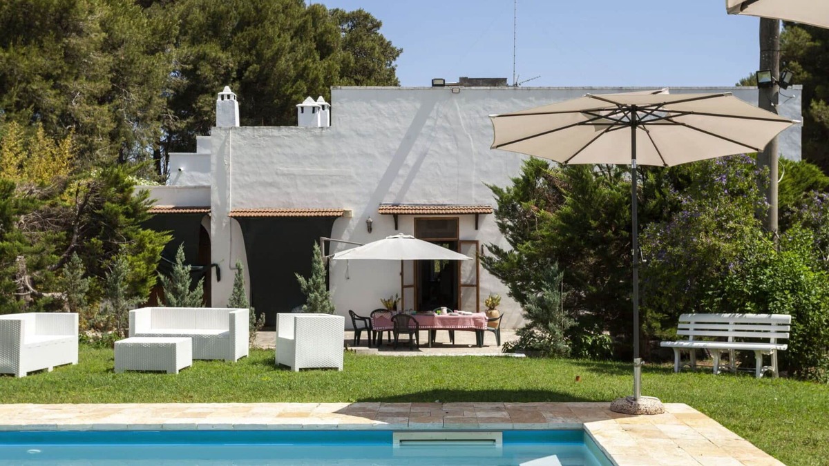 Arnesano Villa | Wonderful private villa for 8 guests with private pool, WIFI, patio, pets allowed and parking