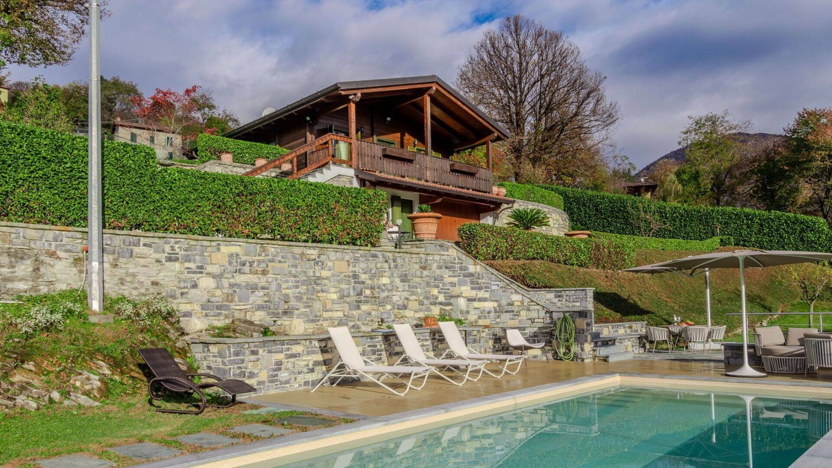 Cerano d'Intelvi House | Wonderful private villa for 6 people with A/C, WIFI, private pool, TV, terrace and panoramic view