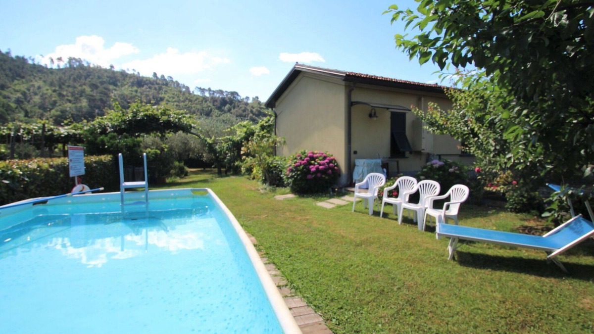 San Bernardino House | Wonderful private villa for 6 people with A/C, private pool, WIFI, TV, patio and pets allowed