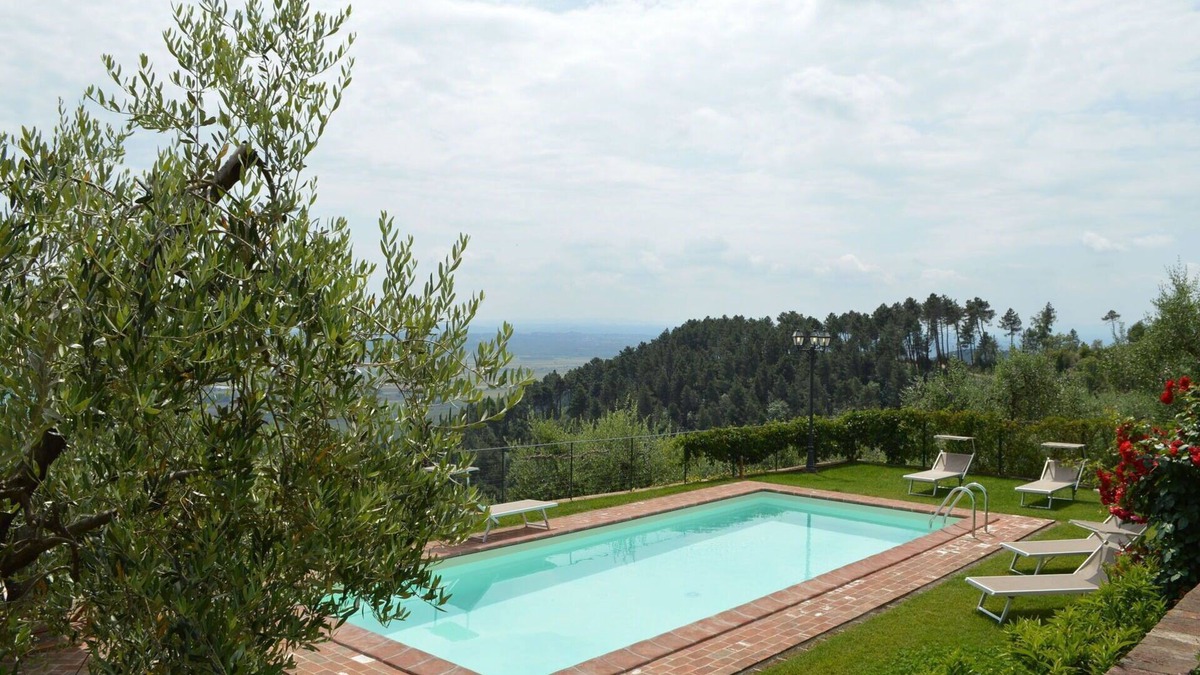 Cascine-La Croce Villa | Wonderful private villa with A/C, WIFI, private pool, TV, terrace and panoramic view, close to L.
