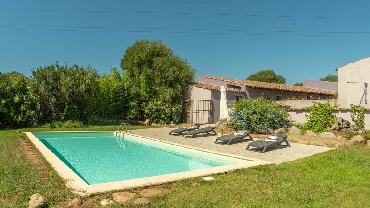 Viddalba House | Wonderful private villa with A/C, WIFI, private pool, TV, patio, pets allowed and panoramic view